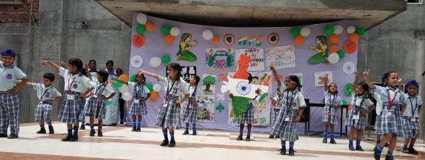 Marigold school kids students performance on Independence day 